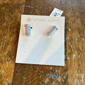 Kendra Scott Lady rhodium plated mother pearl studs NWT